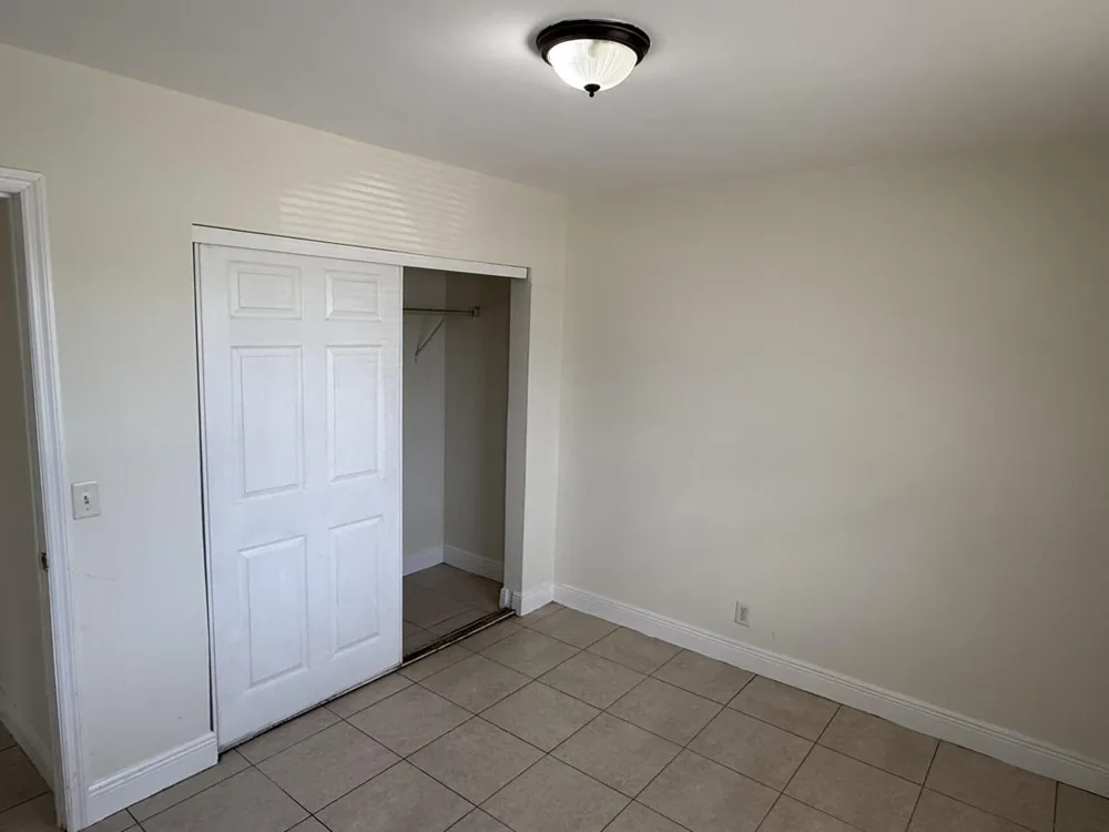 2820 Avenue S #A1 Riviera Beach, FL 33404