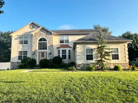 9 EQUESTRIAN Road