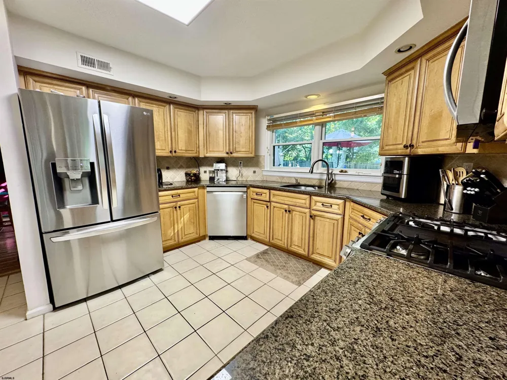 358 W Quail Dr Marmora, NJ 08223