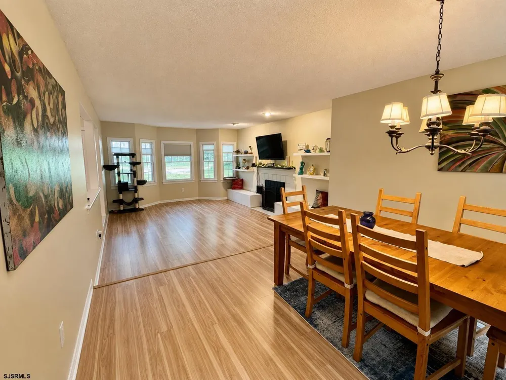 358 W Quail Dr Marmora, NJ 08223