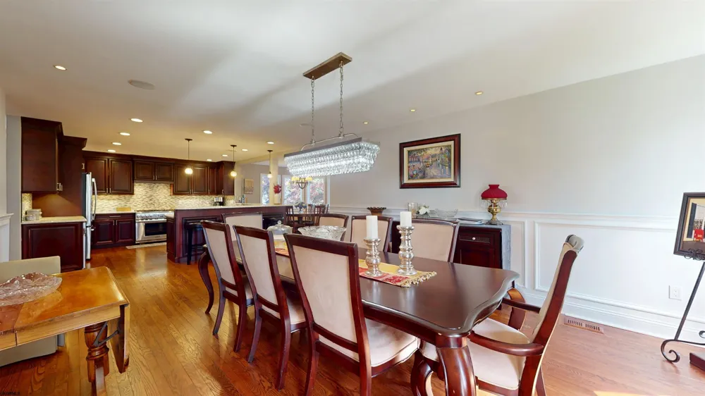 107 Holly Lane Linwood, NJ 08221