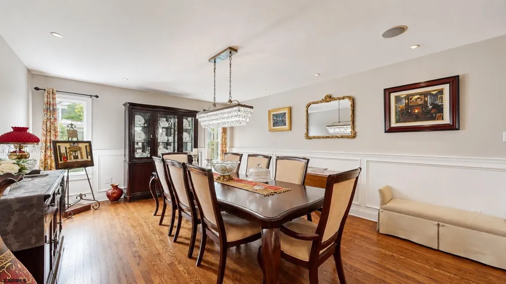 107 Holly Lane Linwood, NJ 08221