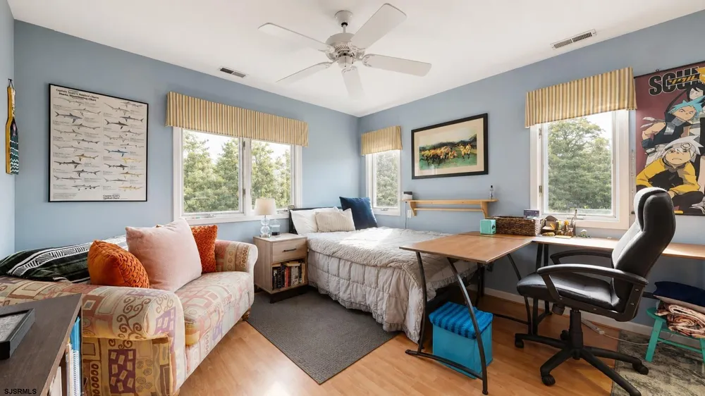 107 Holly Lane Linwood, NJ 08221