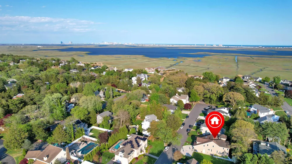 107 Holly Lane Linwood, NJ 08221