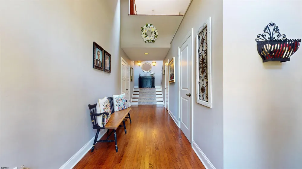 107 Holly Lane Linwood, NJ 08221