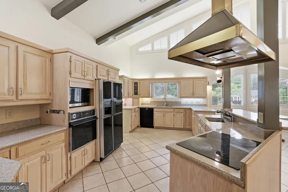 31 Addington CT Toccoa, GA 30577