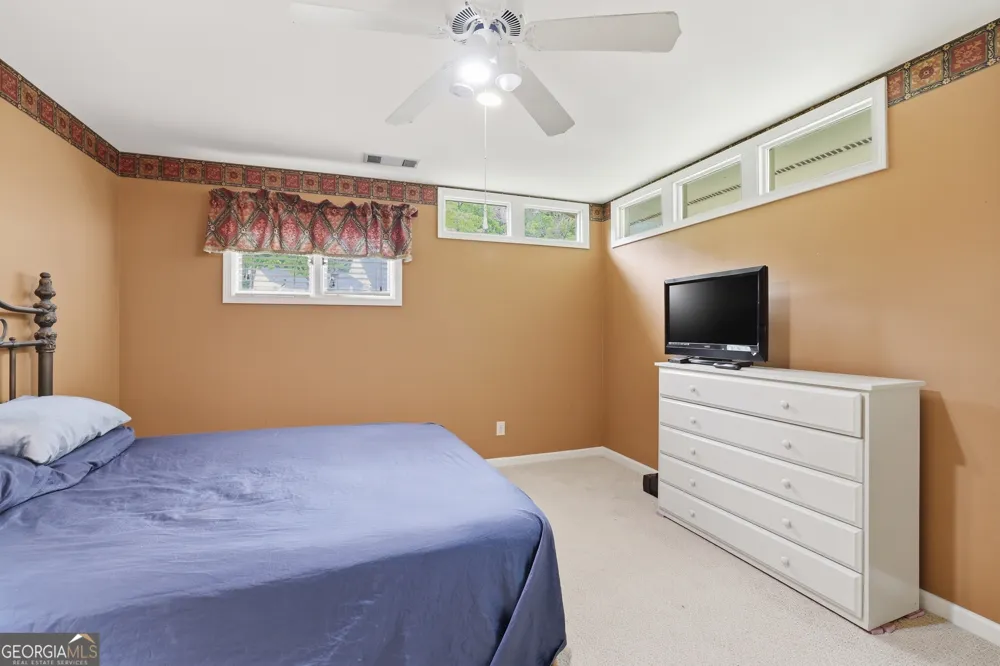 31 Addington CT Toccoa, GA 30577