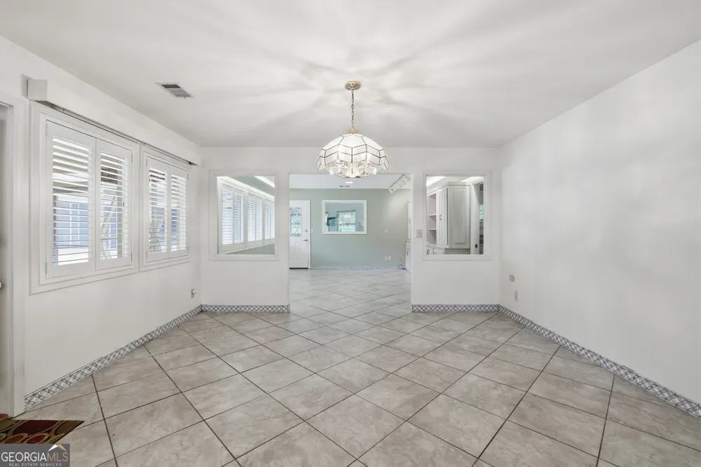 31 Addington CT Toccoa, GA 30577