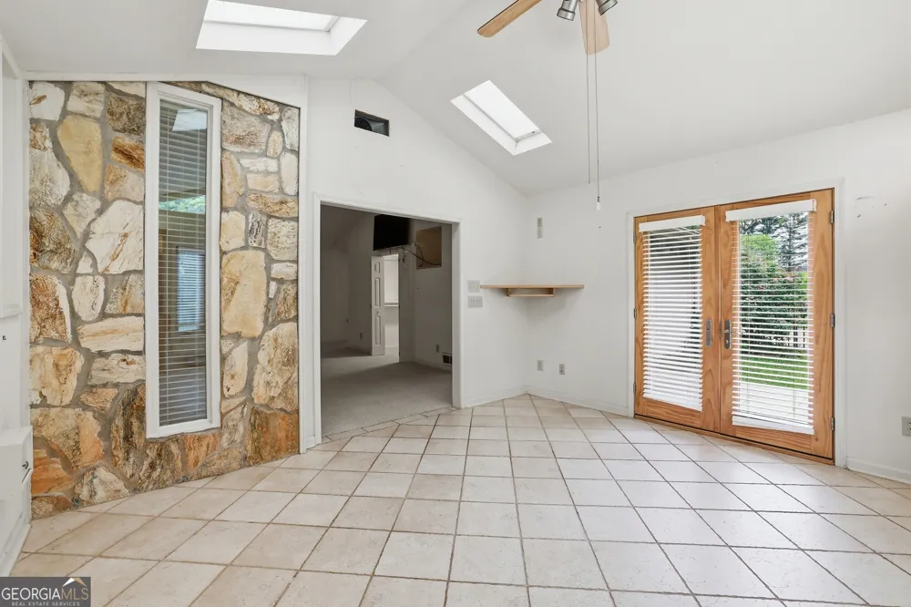 31 Addington CT Toccoa, GA 30577