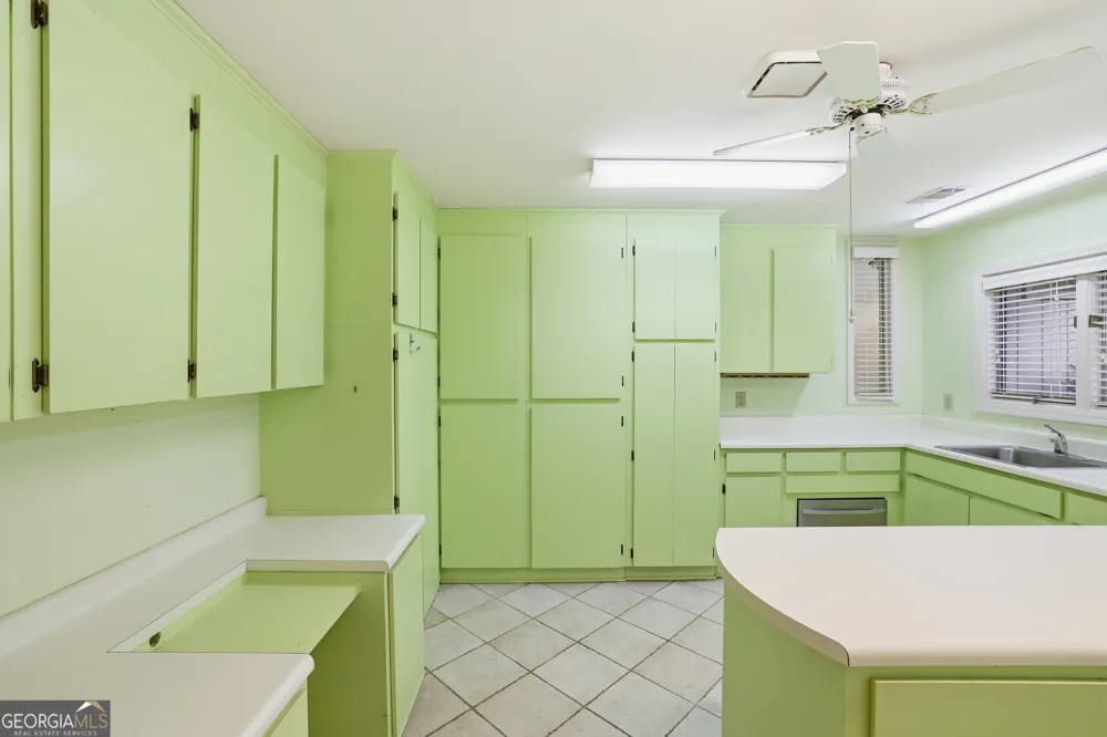 31 Addington CT Toccoa, GA 30577
