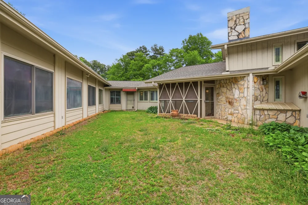 31 Addington CT Toccoa, GA 30577