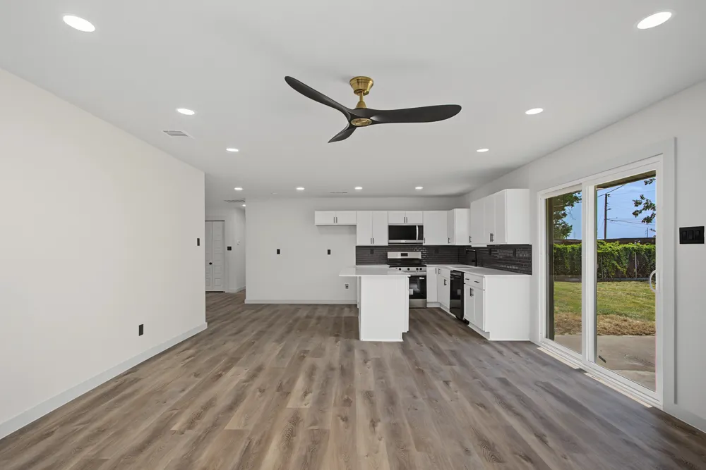 1101 Fouts Drive Irving, TX 75061