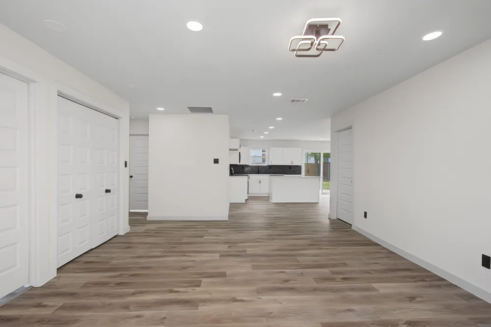 1101 Fouts Drive Irving, TX 75061