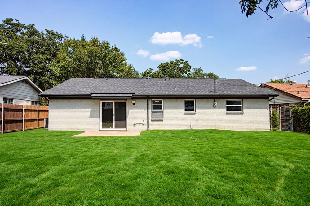 1101 Fouts Drive Irving, TX 75061