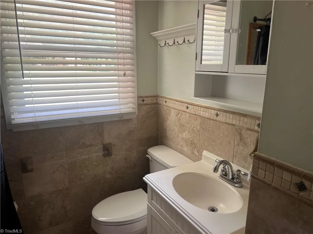 509 Robinhood Road Reidsville, NC 27320