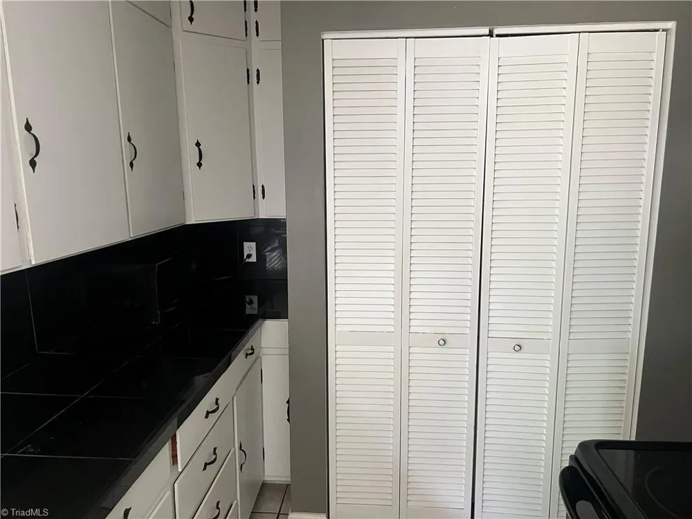 509 Robinhood Road Reidsville, NC 27320