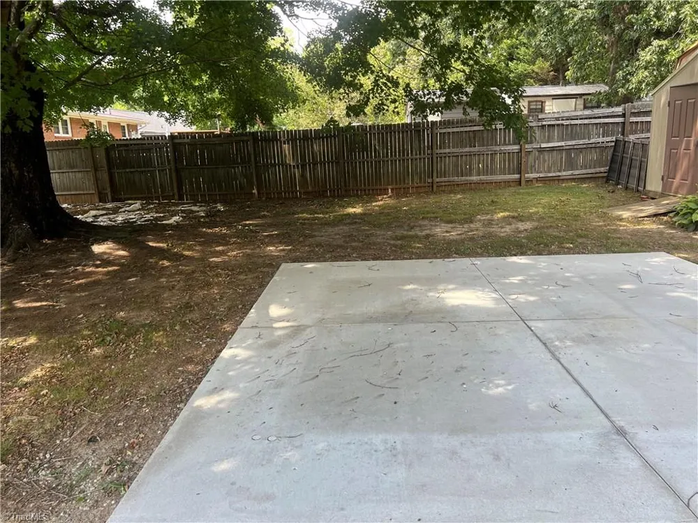 509 Robinhood Road Reidsville, NC 27320