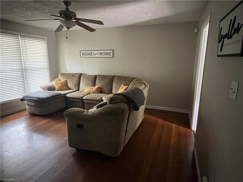 509 Robinhood Road Reidsville, NC 27320