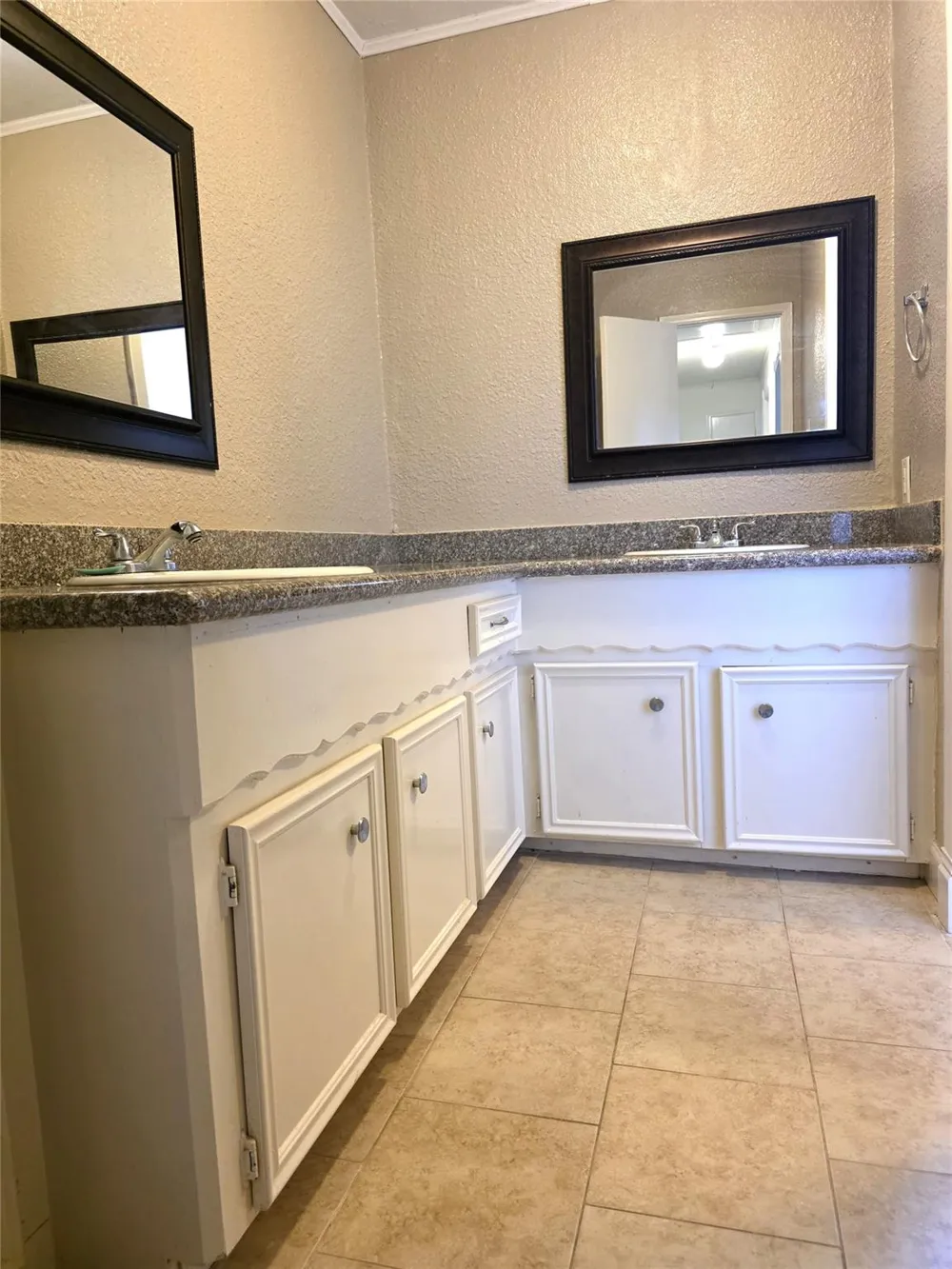 3748 Pin Oak Drive Conroe, TX 77301