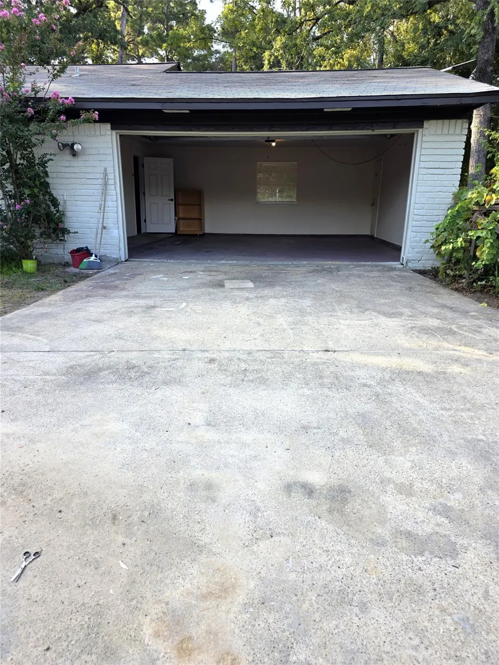 3748 Pin Oak Drive Conroe, TX 77301