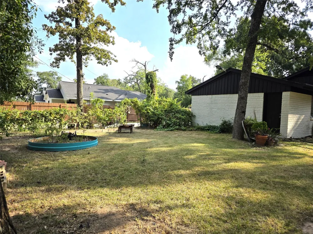 3748 Pin Oak Drive Conroe, TX 77301