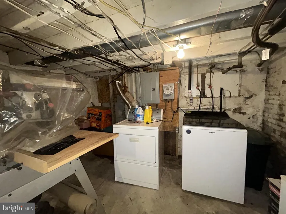 307 S MOUNT STREET Baltimore, MD 21223