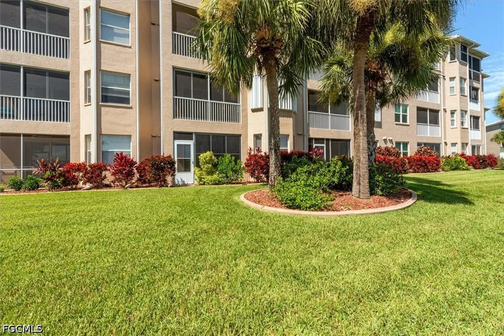Brant Point Circle #2106 Fort Myers, FL 33919