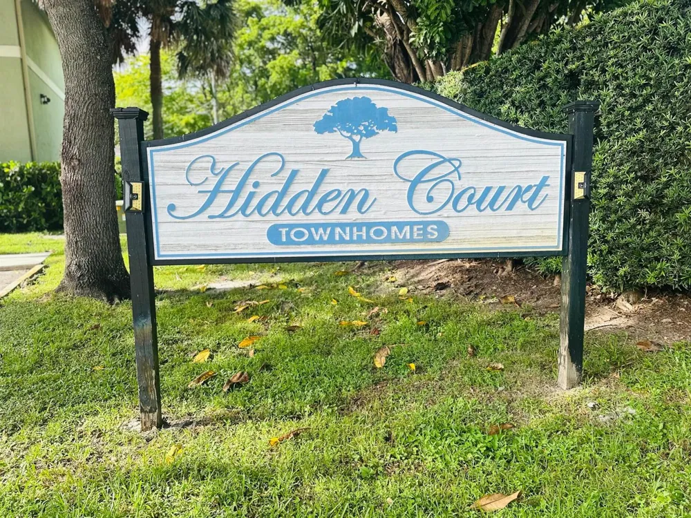 121 HIDDEN CT ROAD #11-C Hollywood, FL 33023
