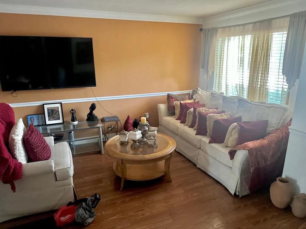 121 HIDDEN CT ROAD #11-C Hollywood, FL 33023