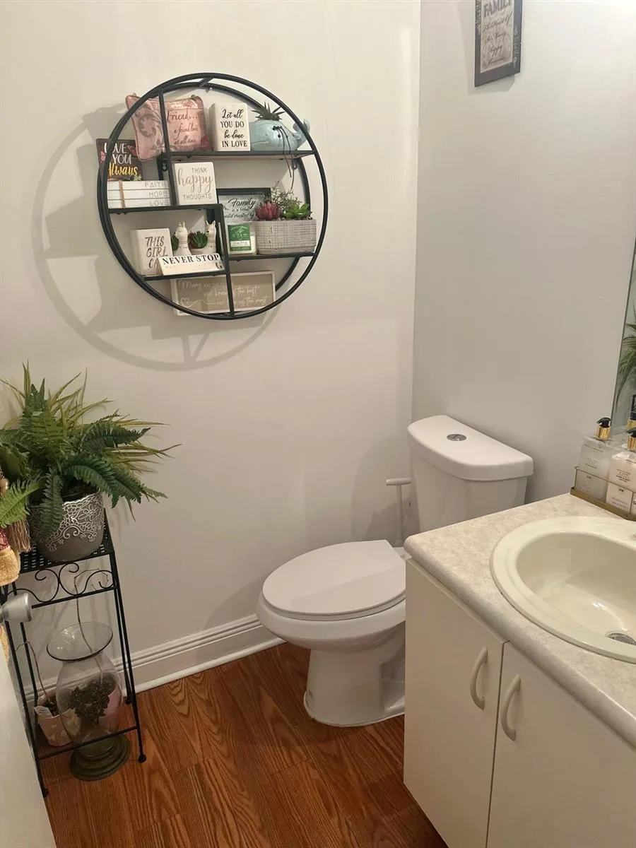 121 HIDDEN CT ROAD #11-C Hollywood, FL 33023