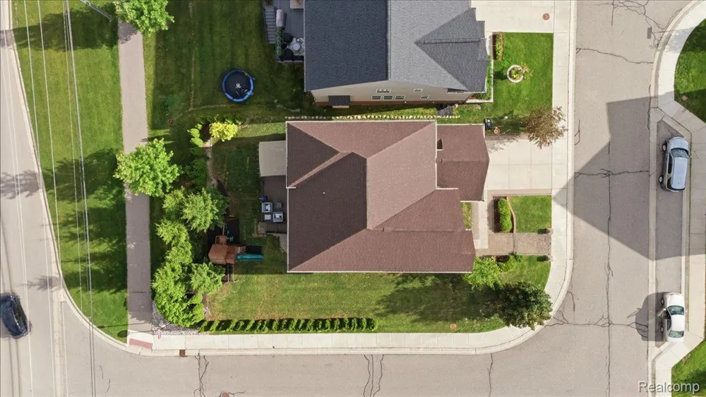 4810 E Stonegate Circle Orion Charter Township, MI 48359