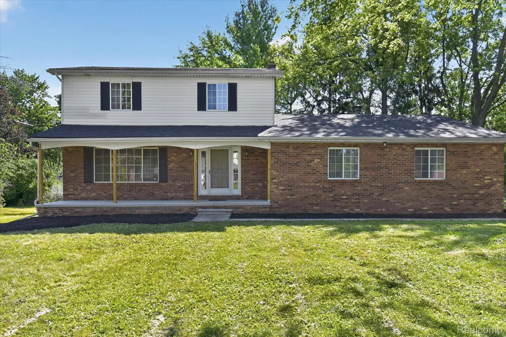 3461 Maple Drive Ypsilanti City, MI 48197