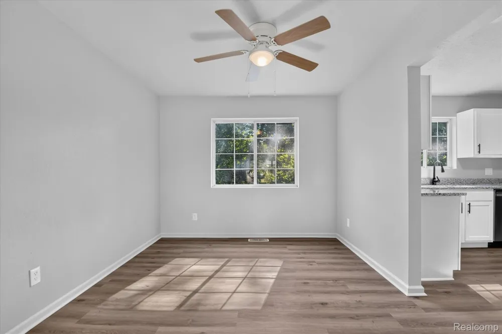 3461 Maple Drive Ypsilanti City, MI 48197