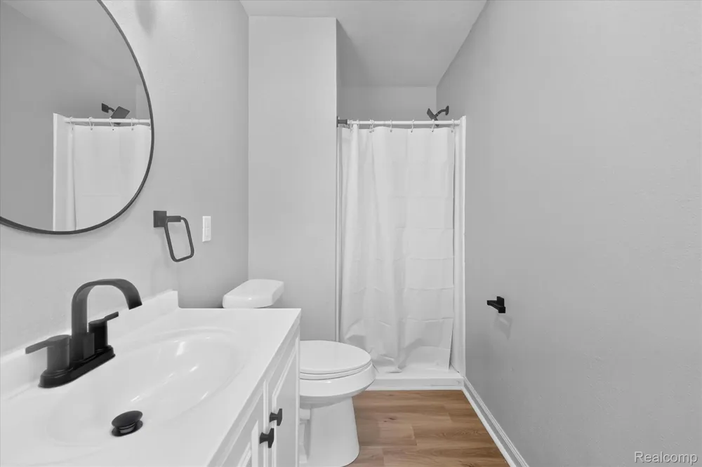 3461 Maple Drive Ypsilanti City, MI 48197
