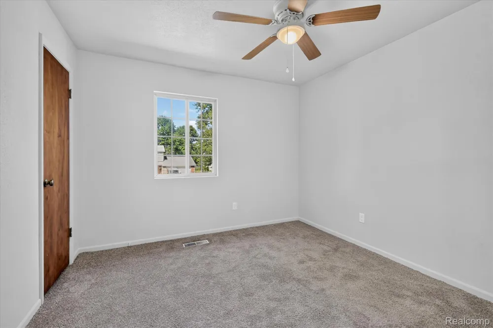 3461 Maple Drive Ypsilanti City, MI 48197