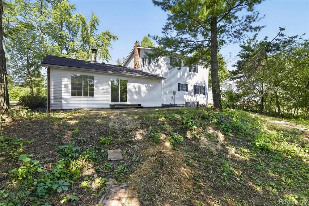 3461 Maple Drive Ypsilanti City, MI 48197