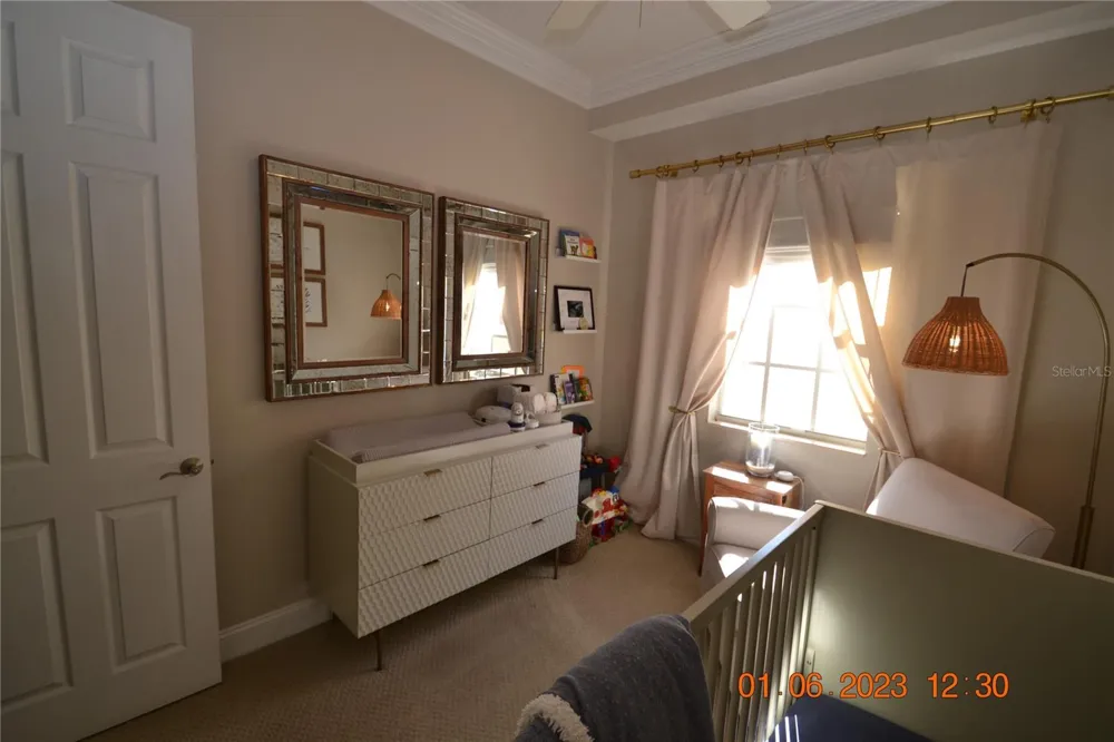 2405 VICTORIA GARDENS LANE #2405 Tampa, FL 33609