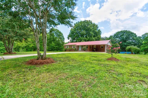 100 Sherwood Drive