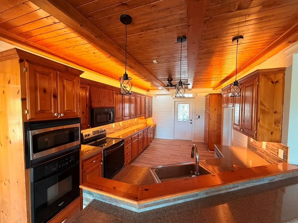 648 County Road 1591 Sunset, TX 76270