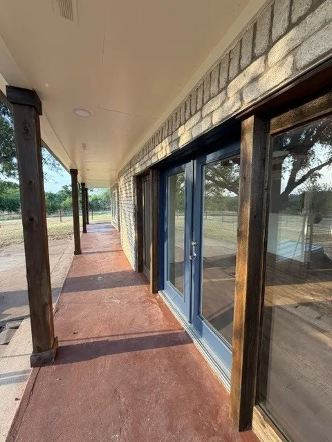 648 County Road 1591 Sunset, TX 76270