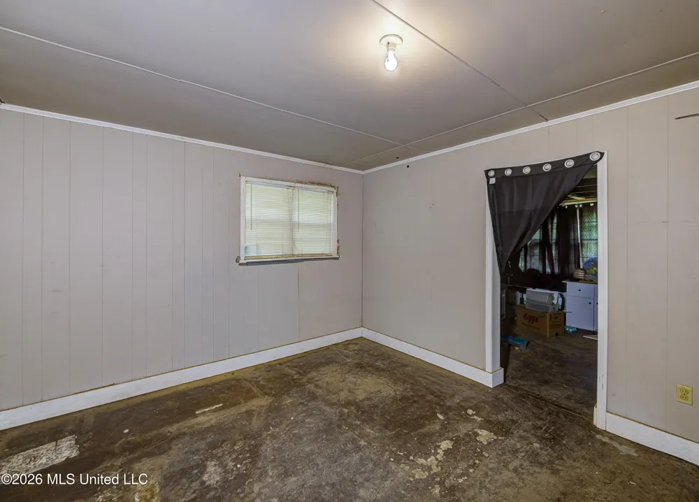 101 Colonial Drive Vicksburg, MS 39180