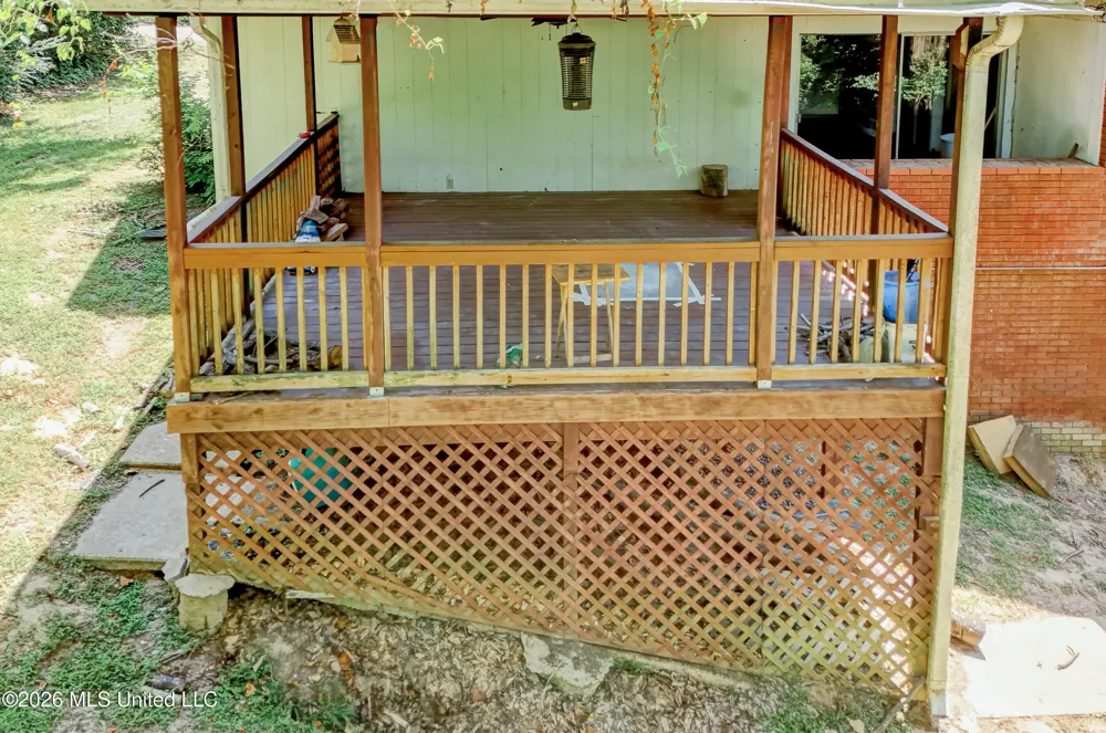 101 Colonial Drive Vicksburg, MS 39180