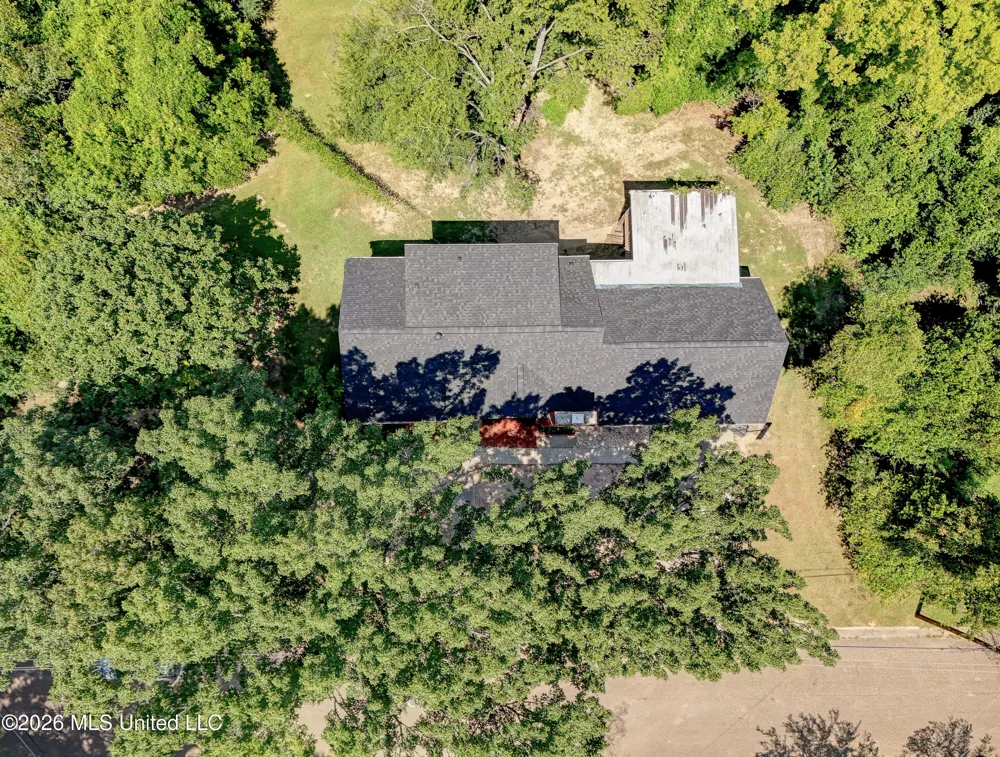 101 Colonial Drive Vicksburg, MS 39180