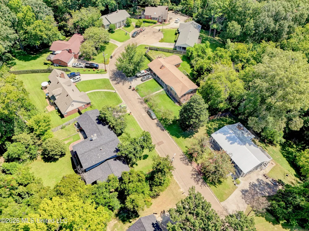 101 Colonial Drive Vicksburg, MS 39180