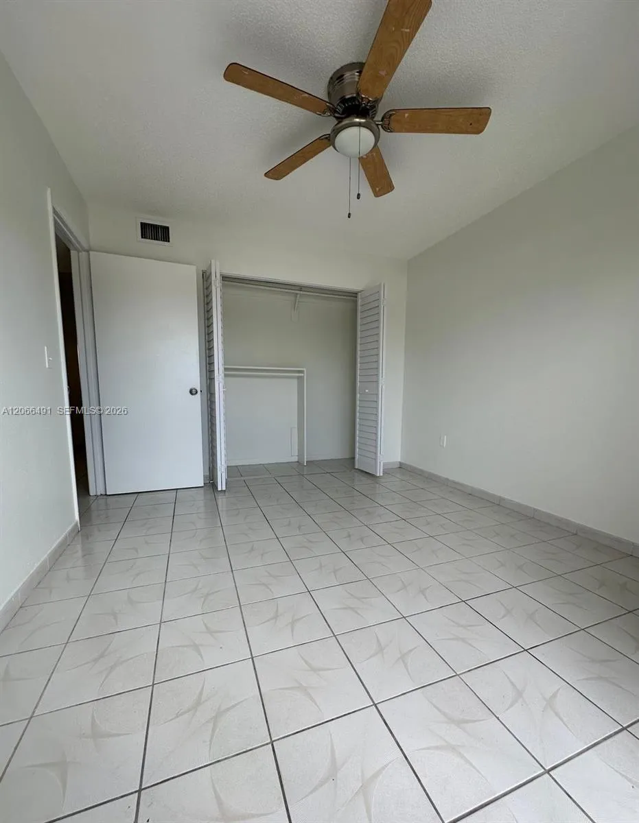 2921 SW 10th St #33 Miami, FL 33135