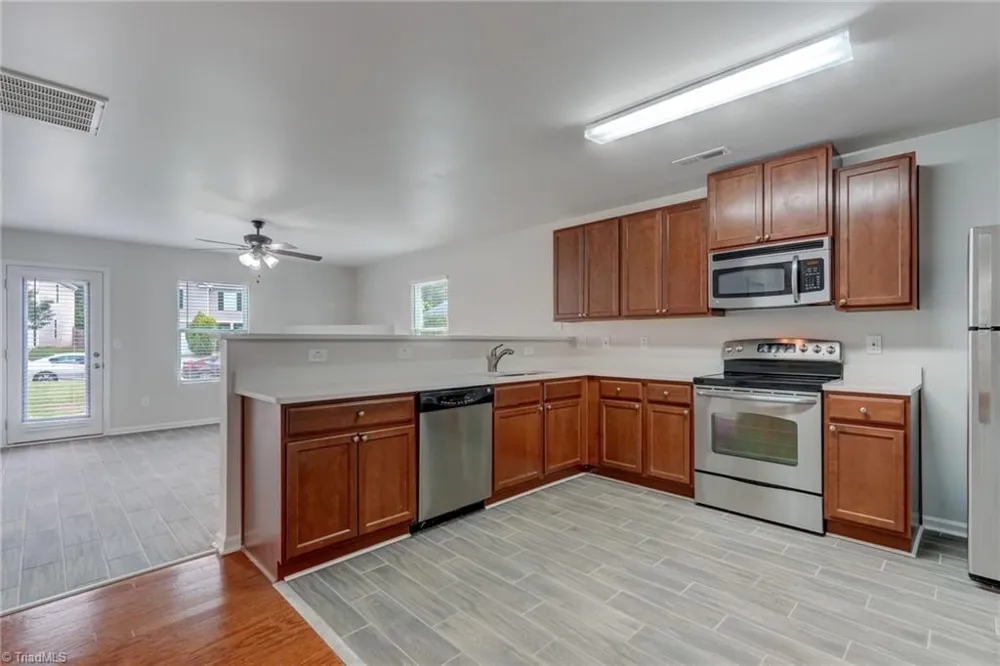 5955 Odenton Lane Pfafftown, NC 27040