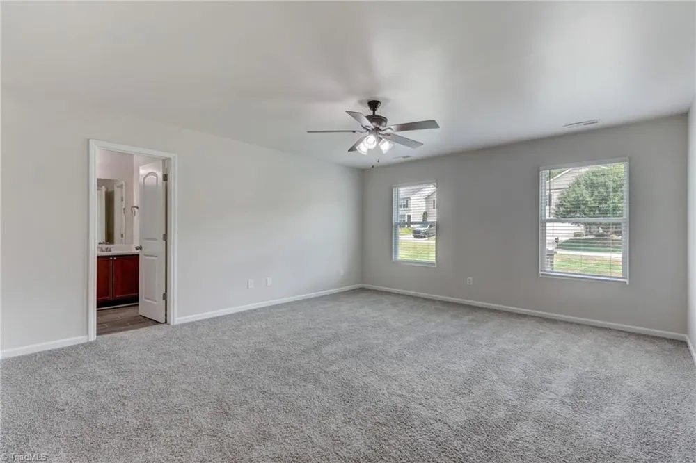 5955 Odenton Lane Pfafftown, NC 27040