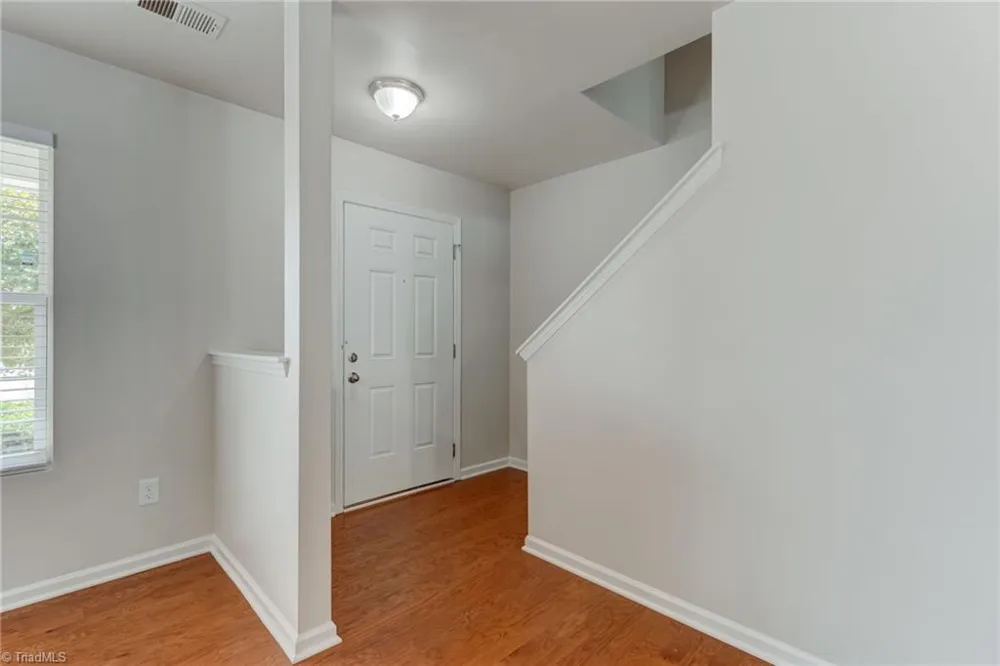 5955 Odenton Lane Pfafftown, NC 27040