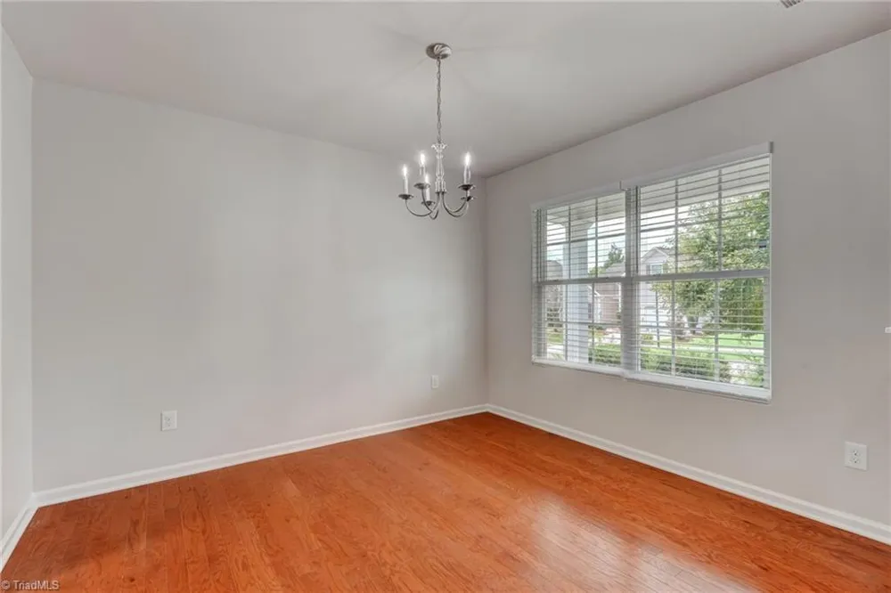 5955 Odenton Lane Pfafftown, NC 27040