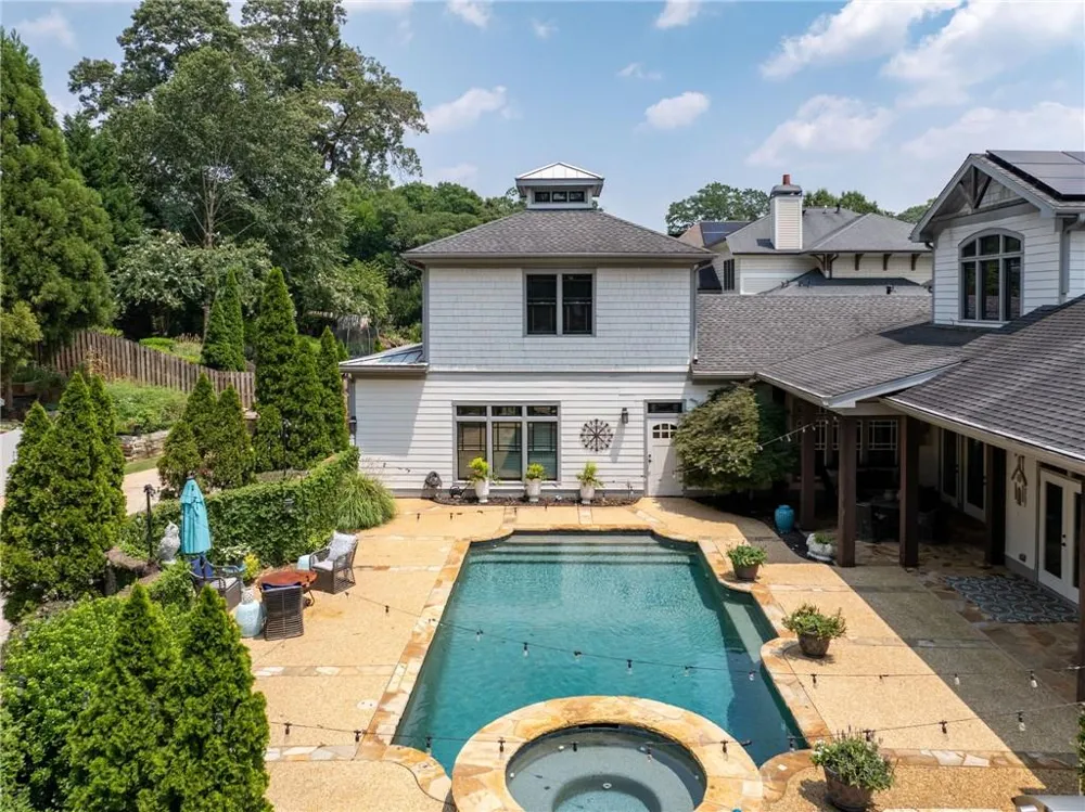 2019 Cambridge Avenue College Park, GA 30337